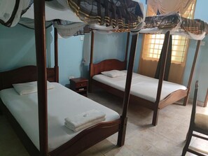 Standard Double Room | Bed sheets