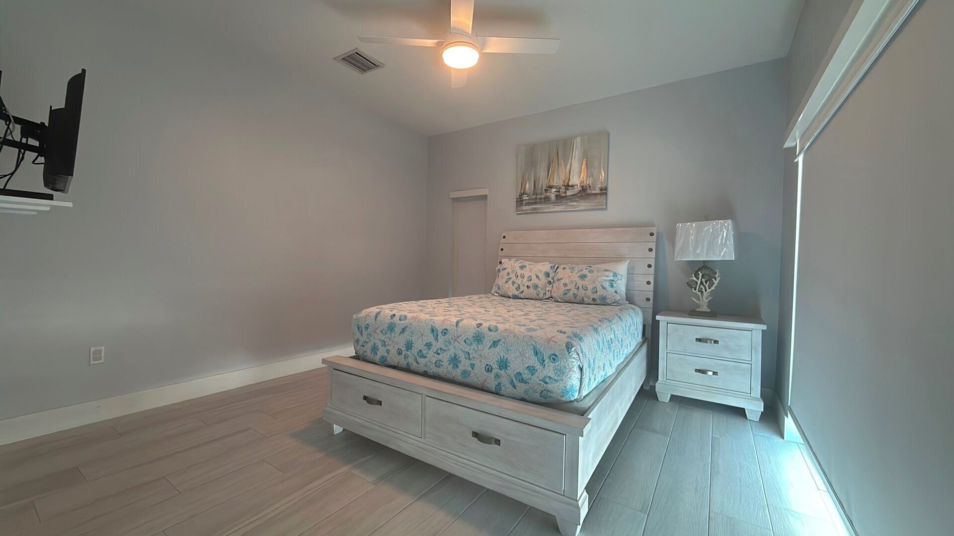 4 habitaciones, tabla de planchar con plancha y wifi gratis 