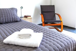 4 quartos, cofres nos quartos, ferros/tábuas de passar roupa