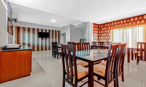 Restaurant - Treebo The Grand Skyla Marathahalli (Bengaluru)