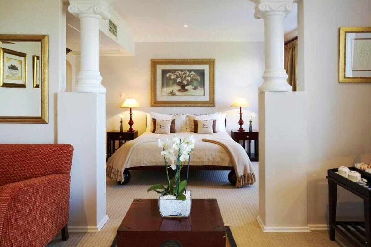 Family Studio, 1 King Bed, Mountain View