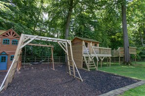 Children's area - Luxury country retreat with extensive leisure facilities (Lane End)
