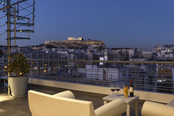 Deluxe Penthouse | Terrace/patio