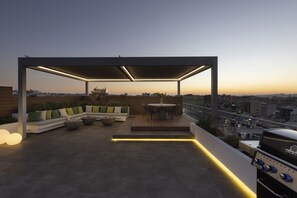 Deluxe Penthouse | Terrace/patio