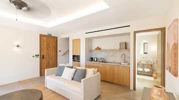 Villa panorámica | Cocina privada | Refrigerador, microondas, horno y cafetera de espresso