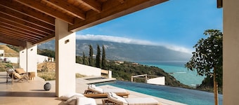Eliámos Villas Hotel & Spa - Relais & Châteaux