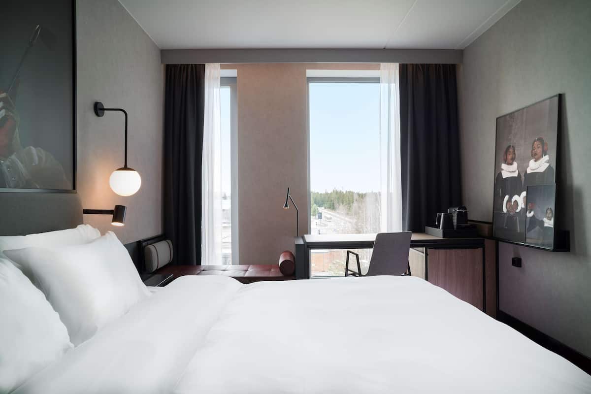 in-room safe, desk, soundproofing, iron/ironing board