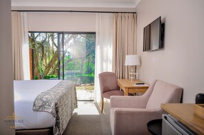 Deluxe Room | Premium bedding, desk, soundproofing, free WiFi