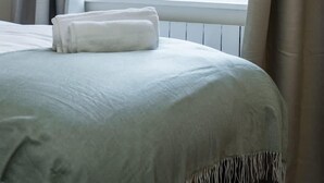 Luokittelematon kuva, 5 kautta 44, painike
