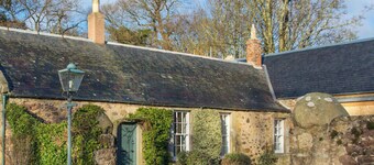 Stunning Stables Cottage in East Lothian Country Estate