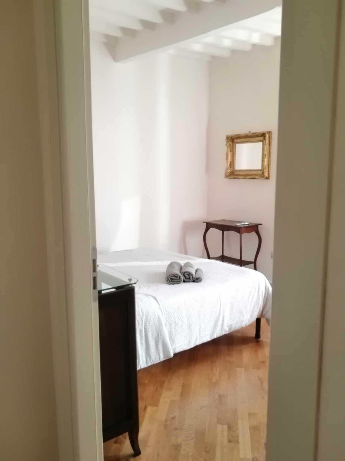 Sea in Livorno downtown