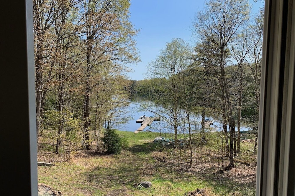 Turtle Cove on Miskwabi Lake