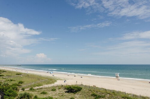 Spectacular Views Oceanfront Condo in Station One!