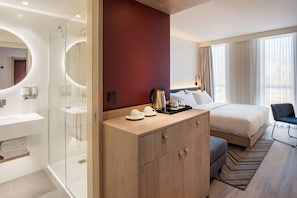 Zimmer, 1 King-Bett | Dusche im Bad