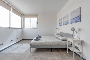 2 quartos, ferros/tábuas de passar roupa, Wi-Fi de cortesia