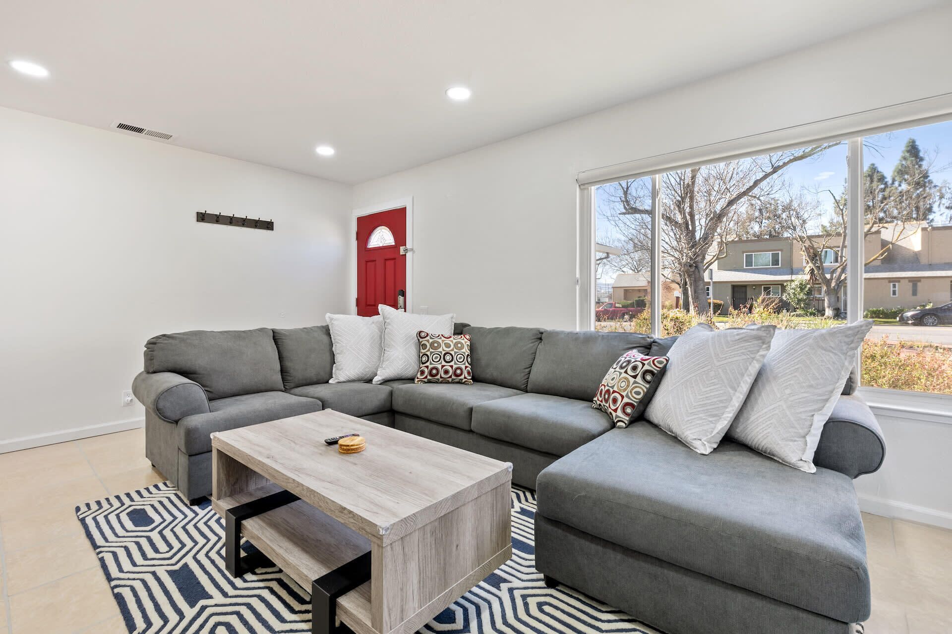 @ Marbella Lane - 3BR Charm w/Pool