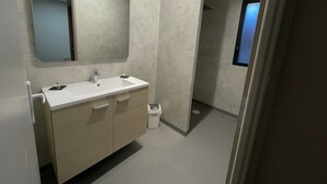 Bathroom - Hôtel Maas (Val-de-Meuse)
