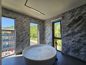 行政客房 | 防敏寢具、免費 Wi-Fi、床單