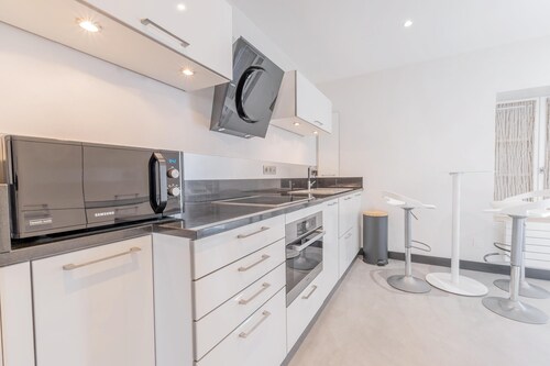 House ANNEXE       .