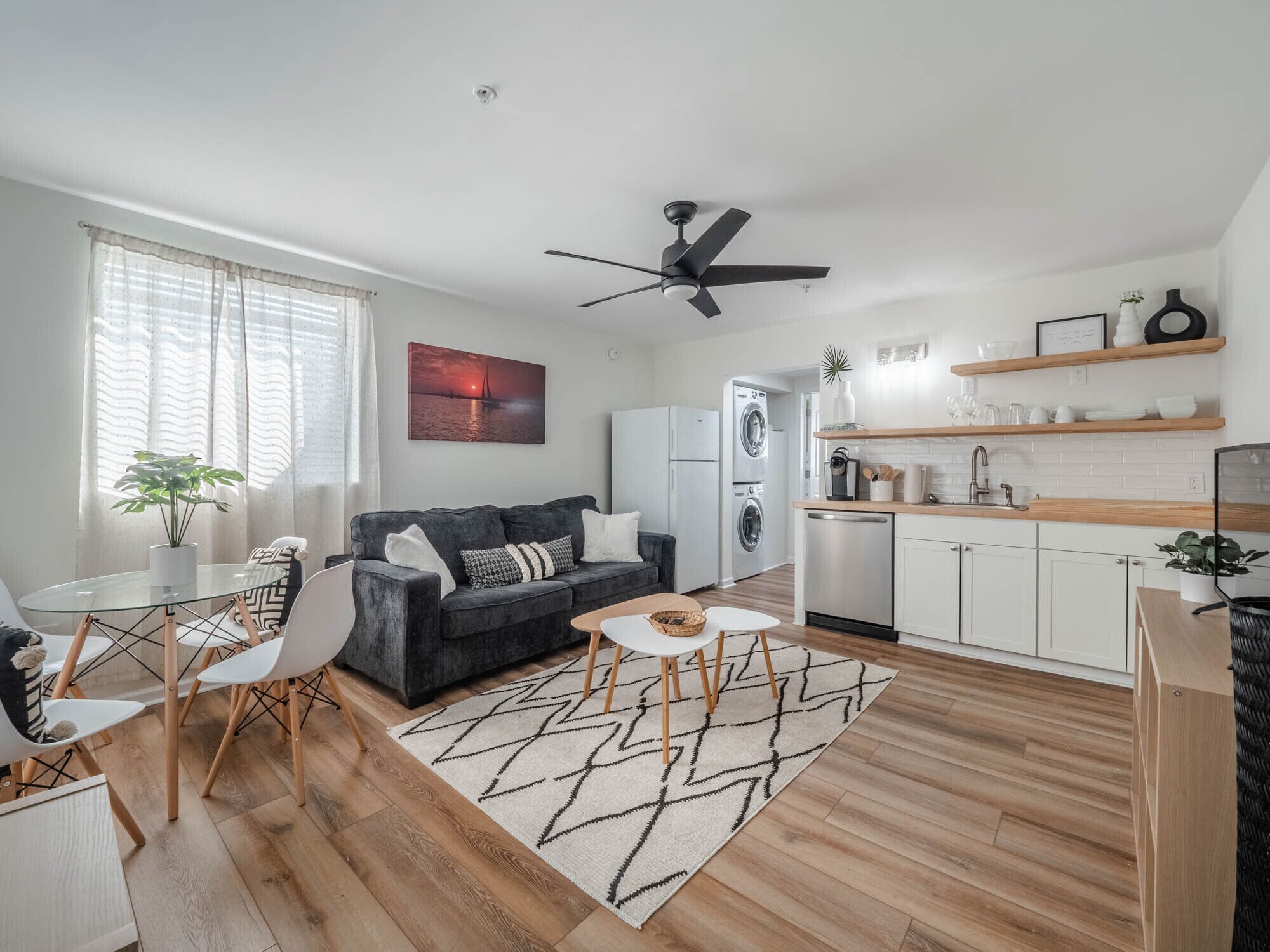 The Waterway 231: King + FSS 1BR Apartment with complex pool