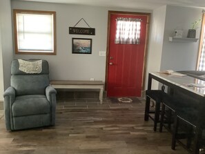 Lobby - Country Cottage (West Union)