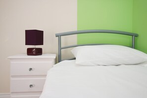 3 Schlafzimmer, Bügeleisen/Bügelbrett, kostenloses WLAN, Bettwäsche