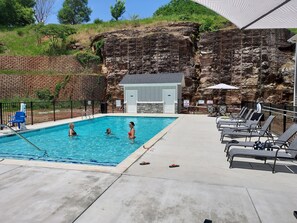 Piscine extérieure