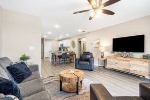 Smart TV, streaming services