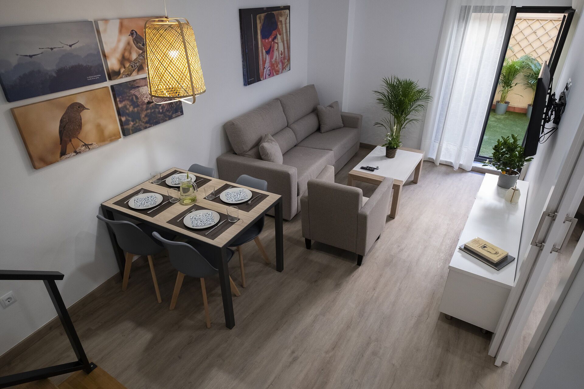 Apartamento Luxor 2 niveles con jardín