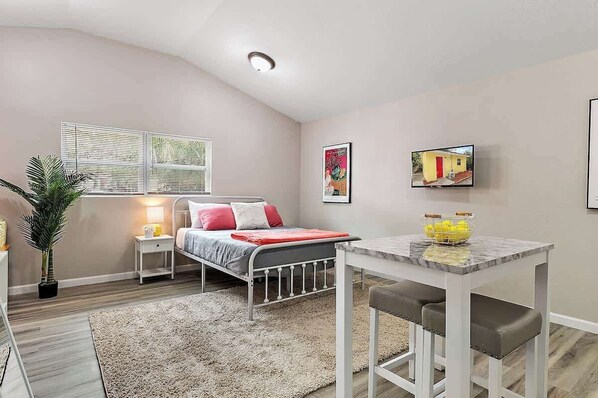 1 bedroom, iron/ironing board, free WiFi, bed sheets