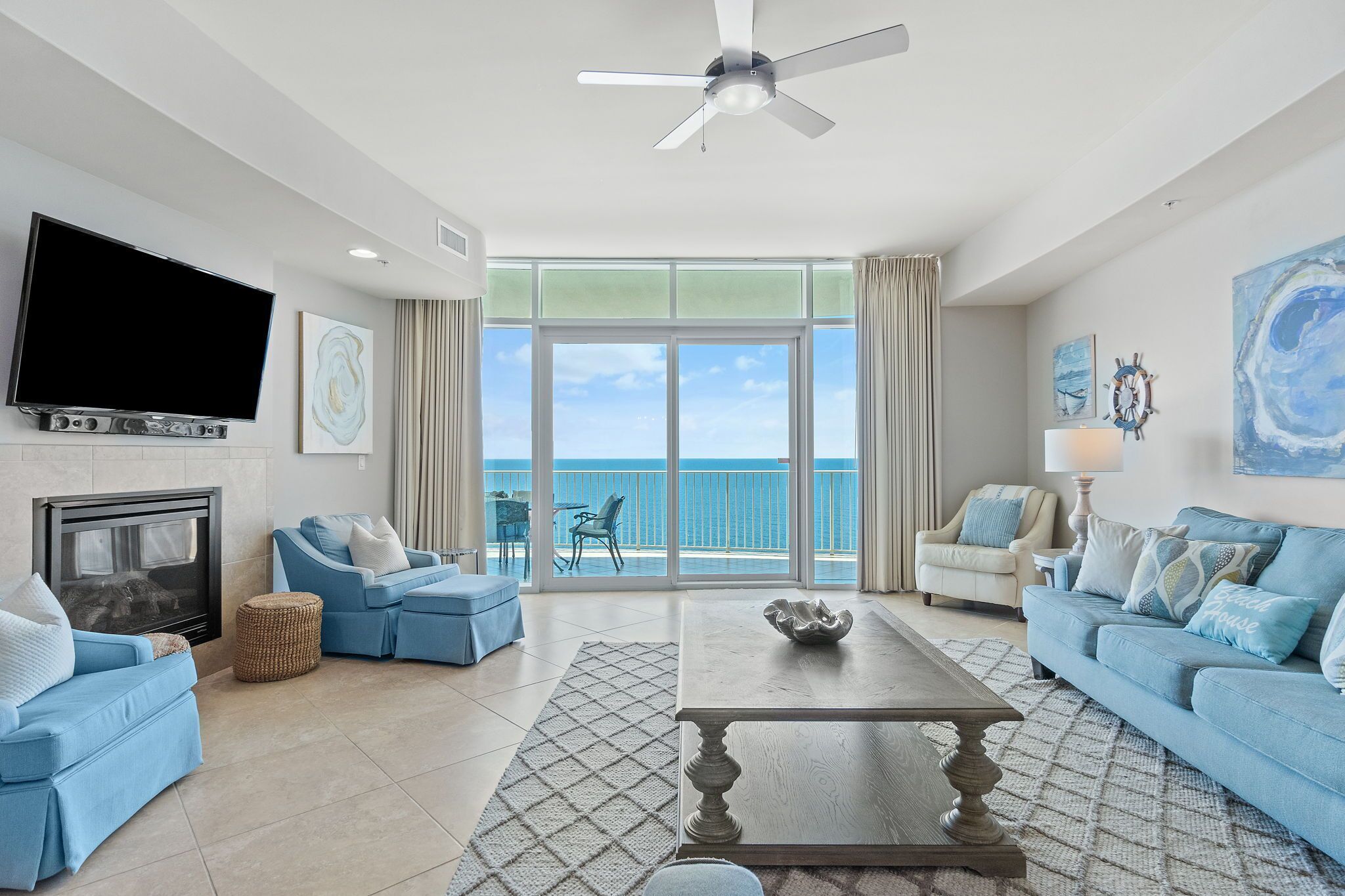 Turquoise C1706- Beach Front, Saltwater Lazy River!