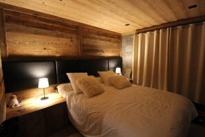 5 Schlafzimmer, Bügeleisen/Bügelbrett