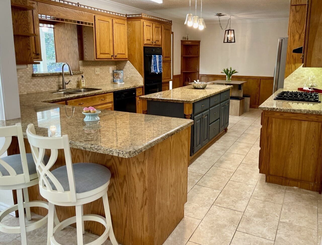 Can't get closer to campus unless you stay in the dorms! 3000 sq ft family house