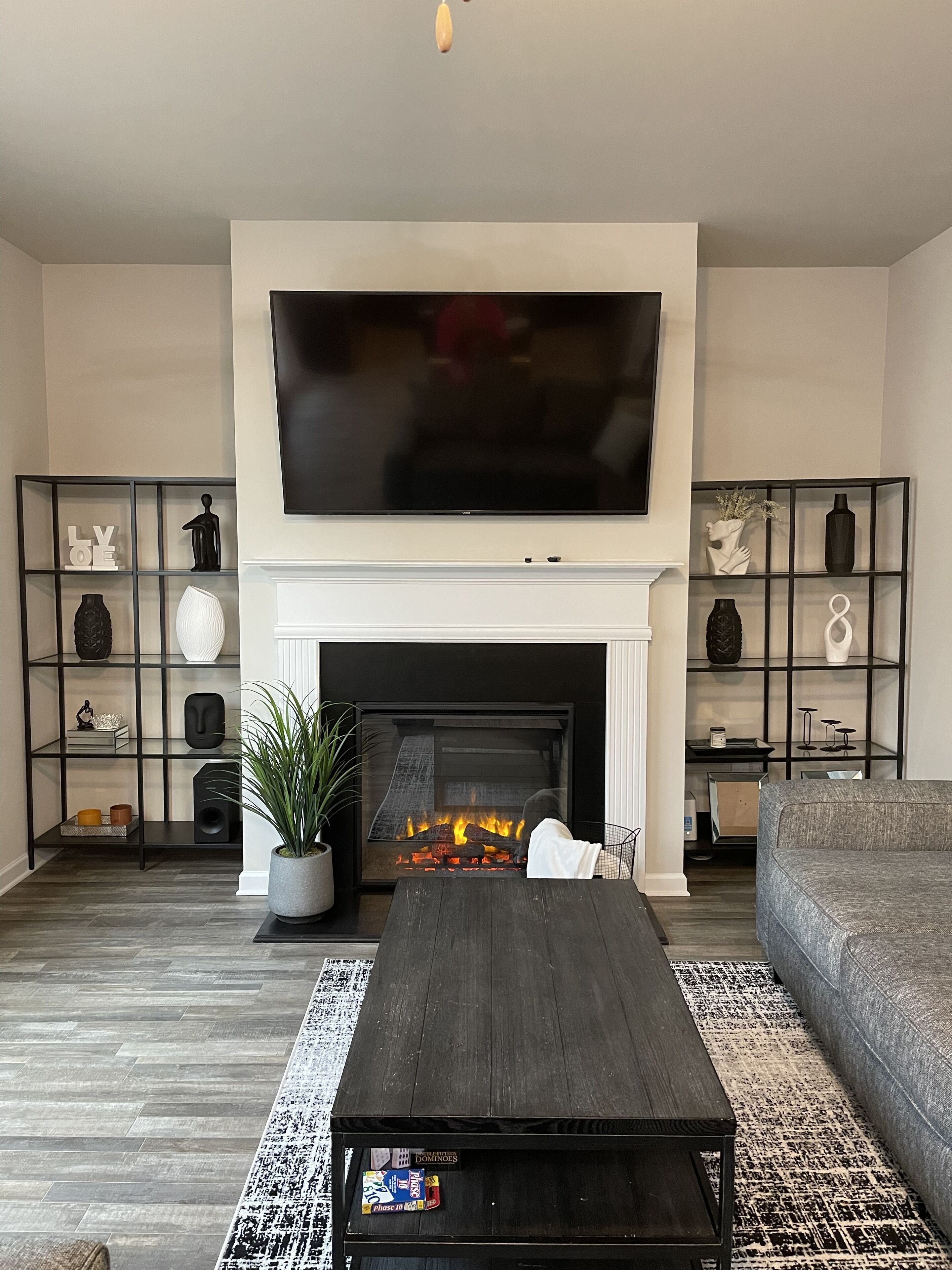 Brand New Home! 10 mins from ATL Airport/Kind Bed/Backyard