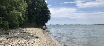 Lake Erie Escape - Erie, PA