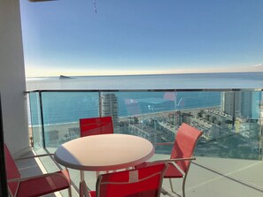 Outdoor dining - SUNSET AND RELAX R103 (Benidorm)