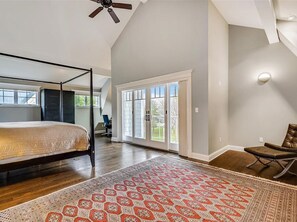 5 habitaciones, tabla de planchar con plancha y wifi gratis 