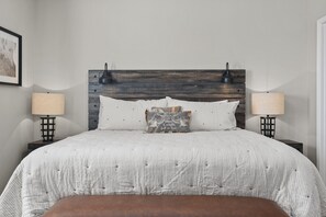 3 Schlafzimmer, Bügeleisen/Bügelbrett, Reisekinderbett, kostenloses WLAN