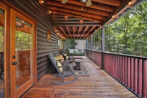 Terrace/patio - Starlight⭐️Ridge/hot tub/8min to BR (Blue Ridge)