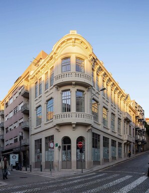 Exterior - Tripas-Coração: Santa Catarina Cosmopolitan Downtown Porto (Porto)