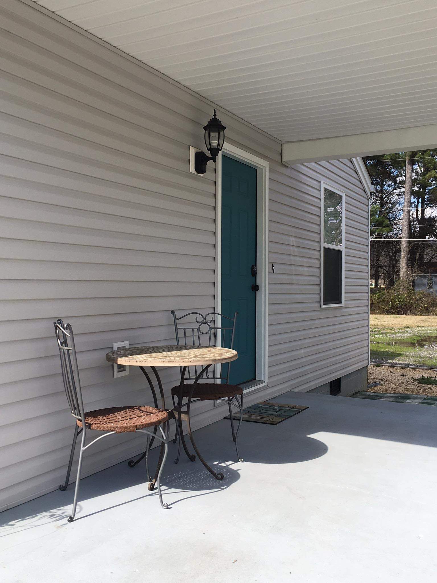 Quaint Bungalow close to 5 Points!