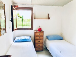 2 bedrooms