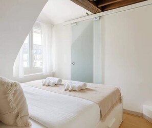 1 bedroom, iron/ironing board, travel crib, WiFi - Cozy apartment near Palais Garnier (Paris)