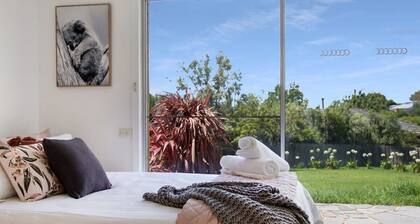 Scenic Serenity Large Family Home in Geelong