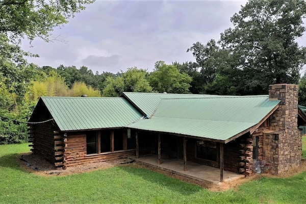 St. Eustace Family Lodge in the Summer