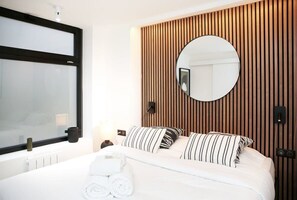 2 chambres, bureau, fer et planche à repasser, Wi-Fi