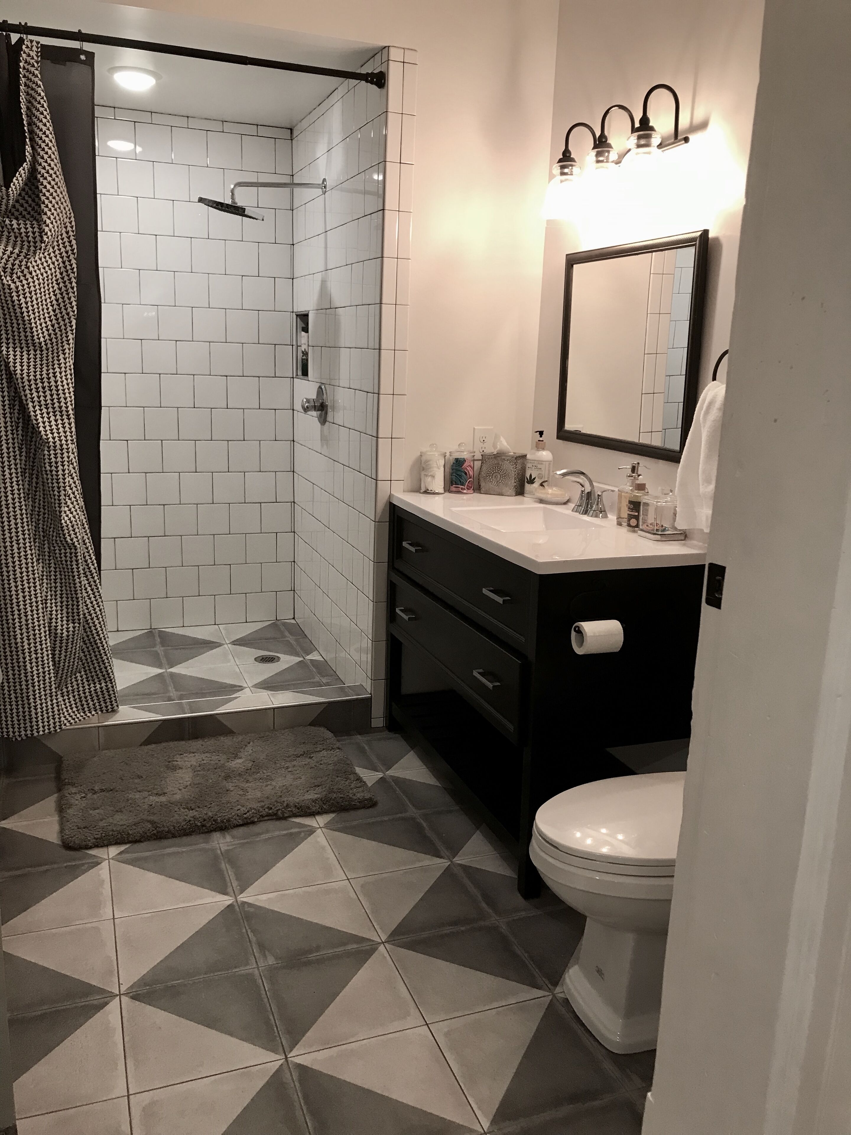 Large Downtown Artist's Loft, 30 min to Lexington, Horse, Bourbon, R River Gorge