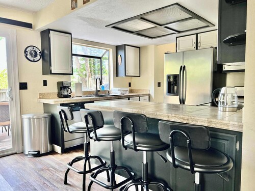 Game Room, Trampoline + Big Backyard | 4BR Reno