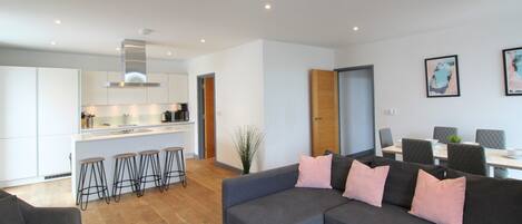 Fernseher, Netflix, Streaming-Dienste