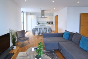 Fernseher, Netflix, Streaming-Dienste